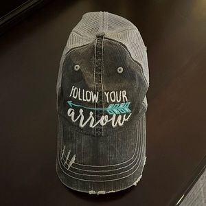 “Follow your arrow” hat